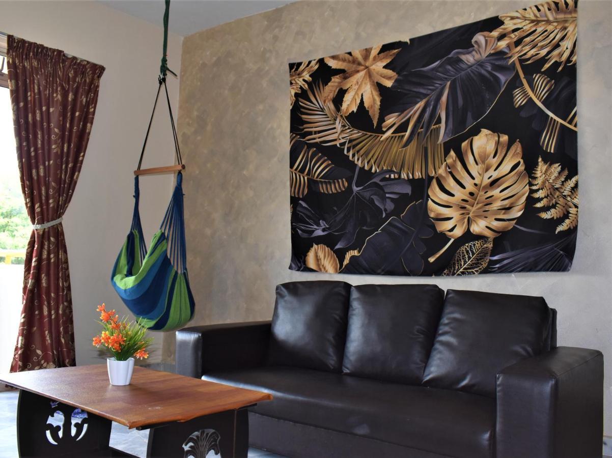 Purnama Homestay At Oceanview Resort พอร์ตดิ๊กสัน ภายนอก รูปภาพ